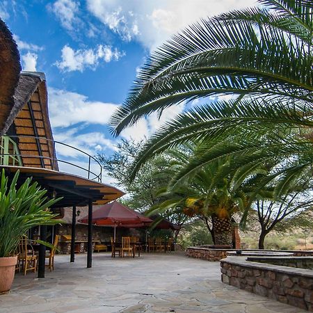 Etusis Lodge Usakos Kültér fotó