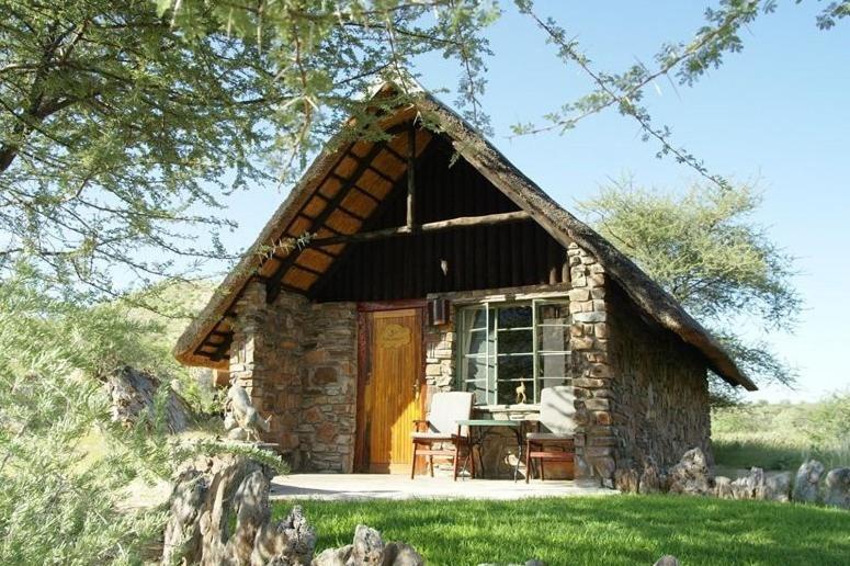 Etusis Lodge Usakos Kültér fotó